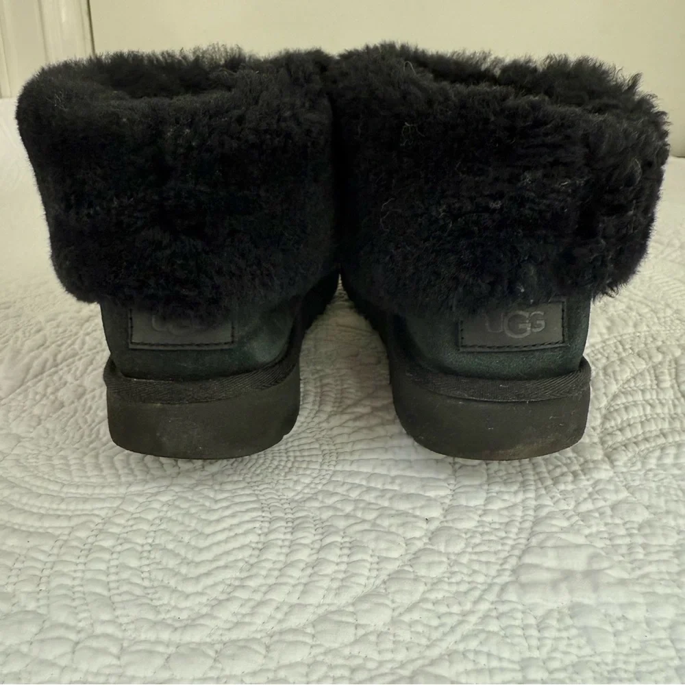 UGG Classic Mini Fluff Black Suede Ankle Boots Women’s Size 7 - Picture 3 of 9